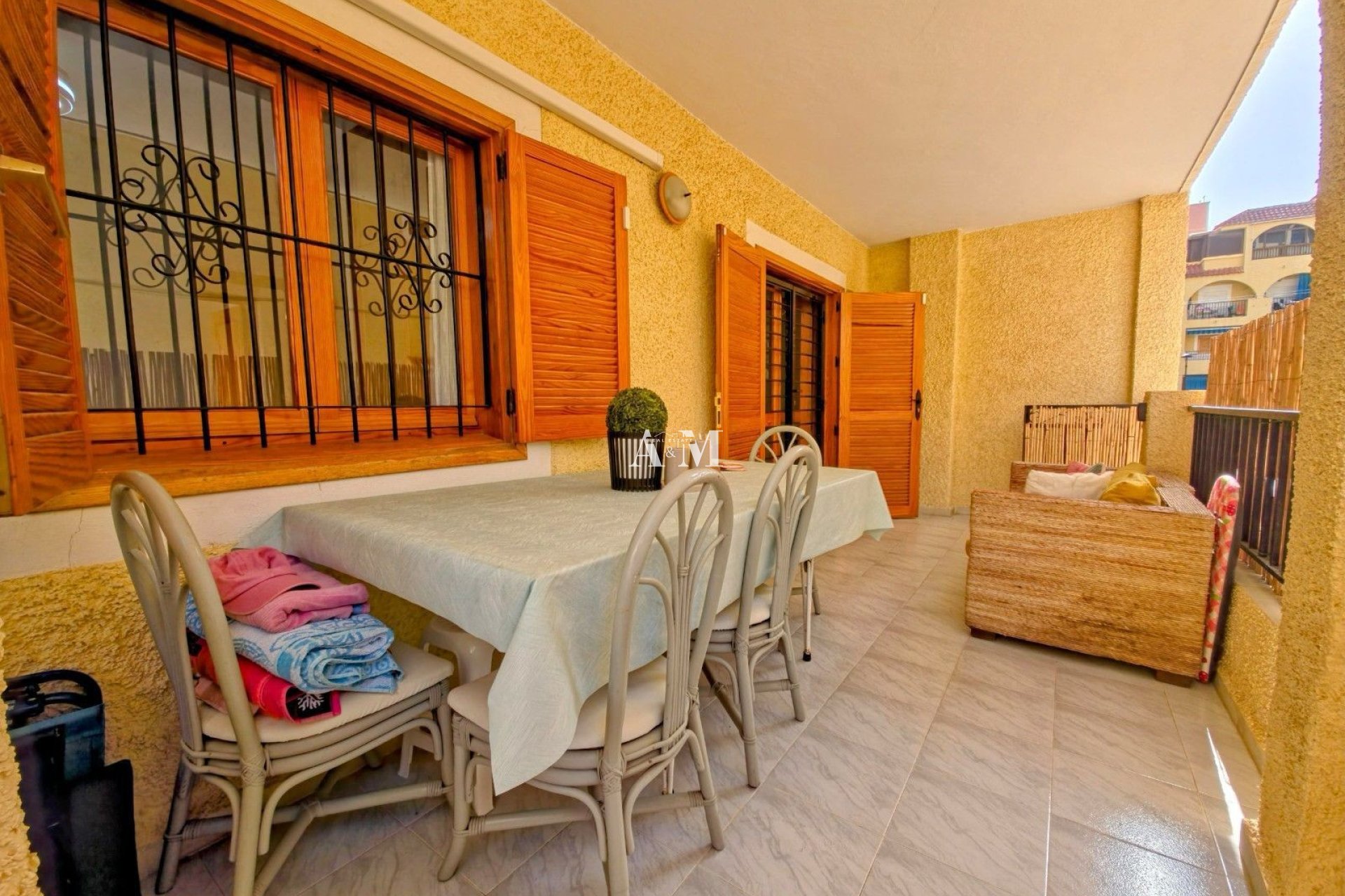 Alquiler a largo plazo - Apartamento / piso - Torrevieja - Torrelamata - La Mata