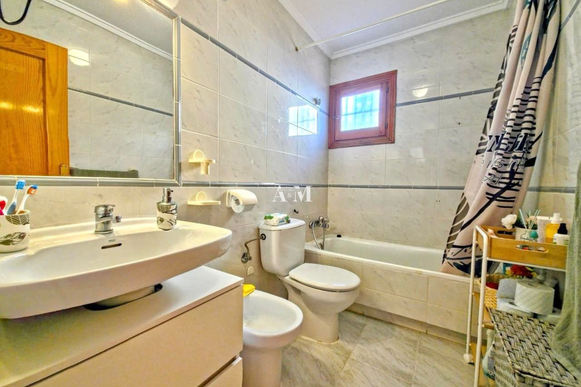 Alquiler a largo plazo - Apartamento / piso - Torrevieja - Torrelamata - La Mata