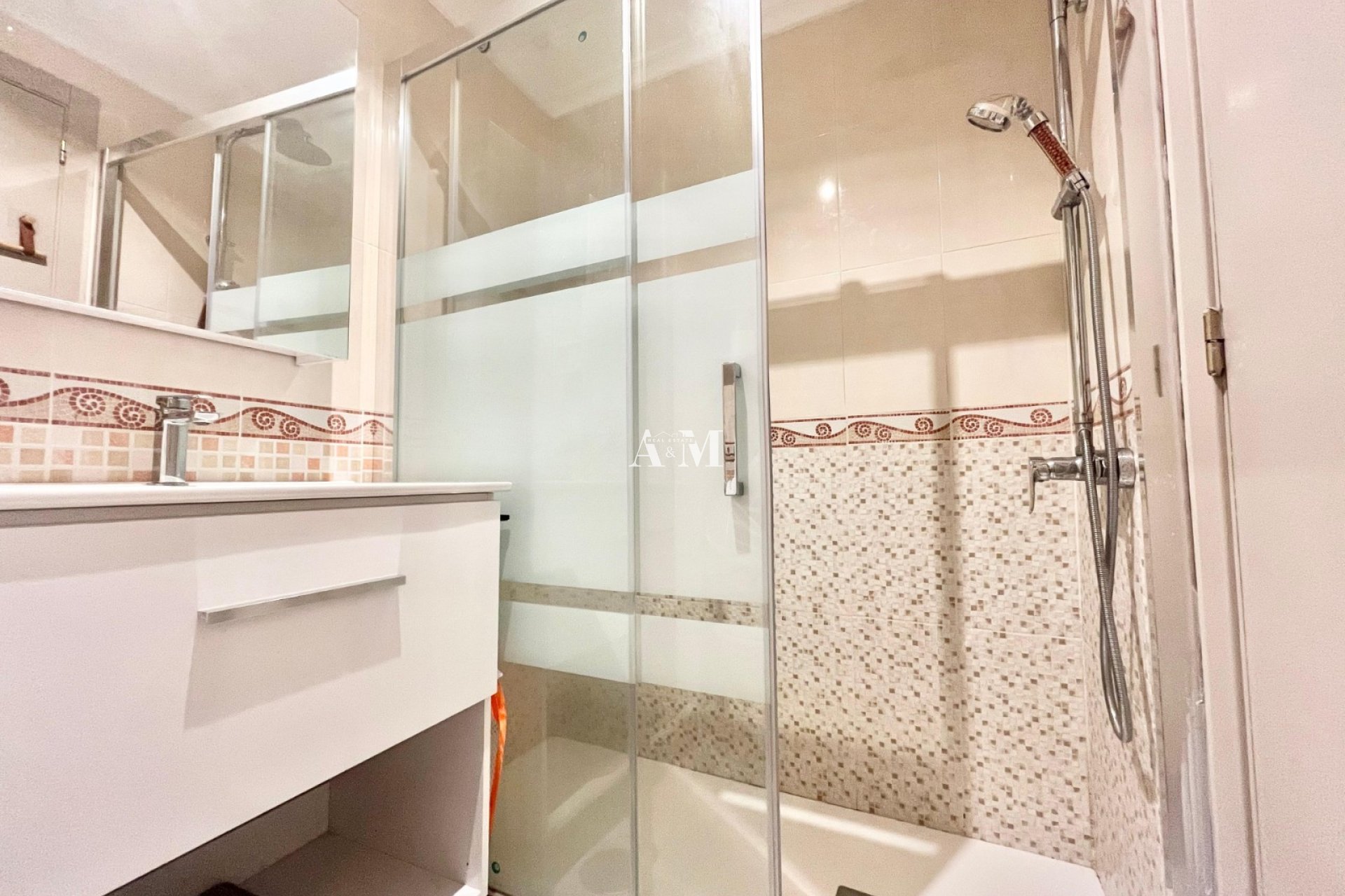 Alquiler a largo plazo - Apartamento / piso - Torrevieja