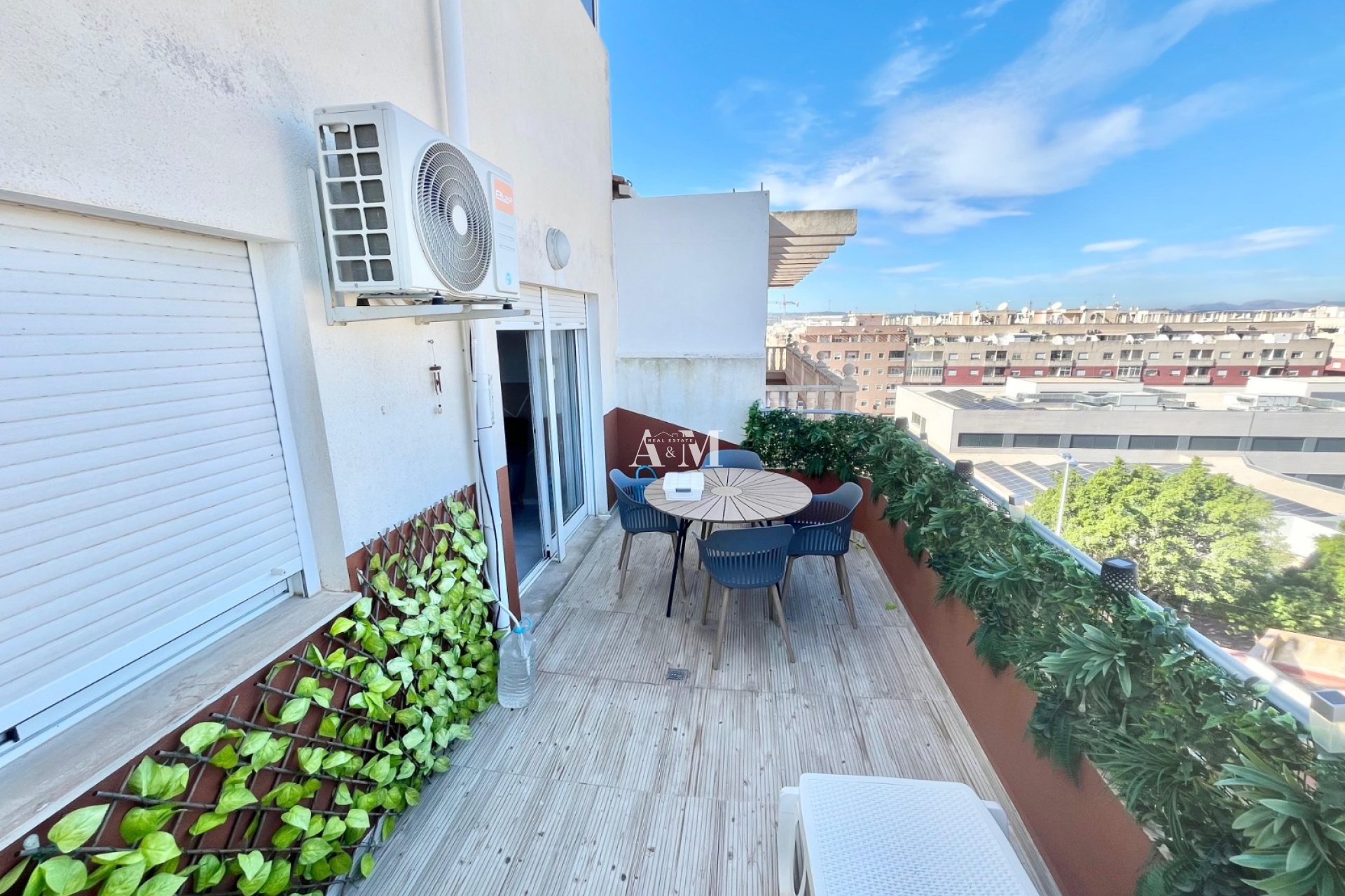 Alquiler a largo plazo - Apartamento / piso - Torrevieja