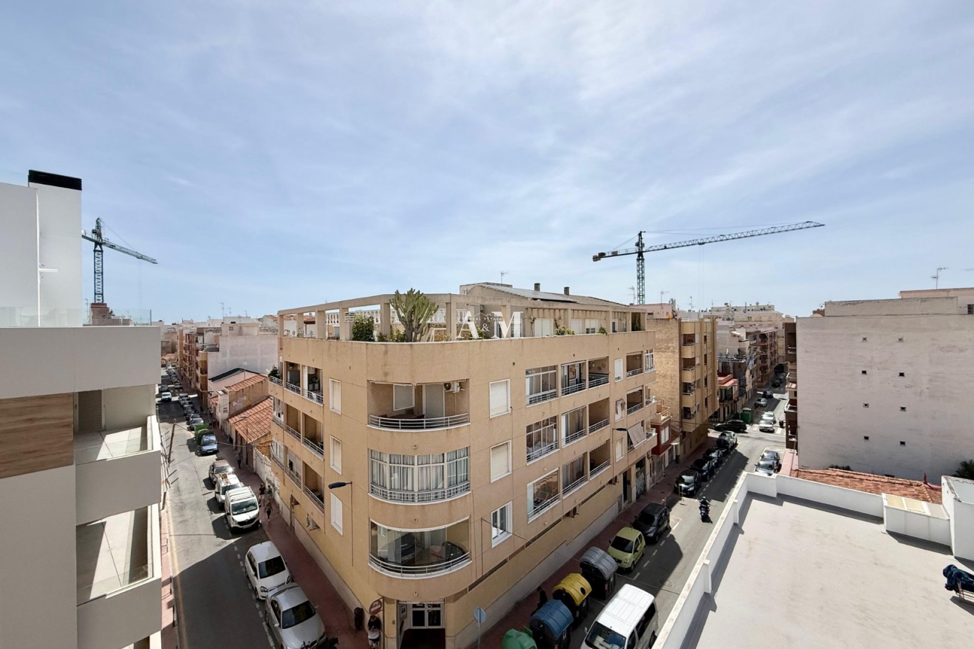 Alquiler a largo plazo - Ático - Torrevieja - Centro