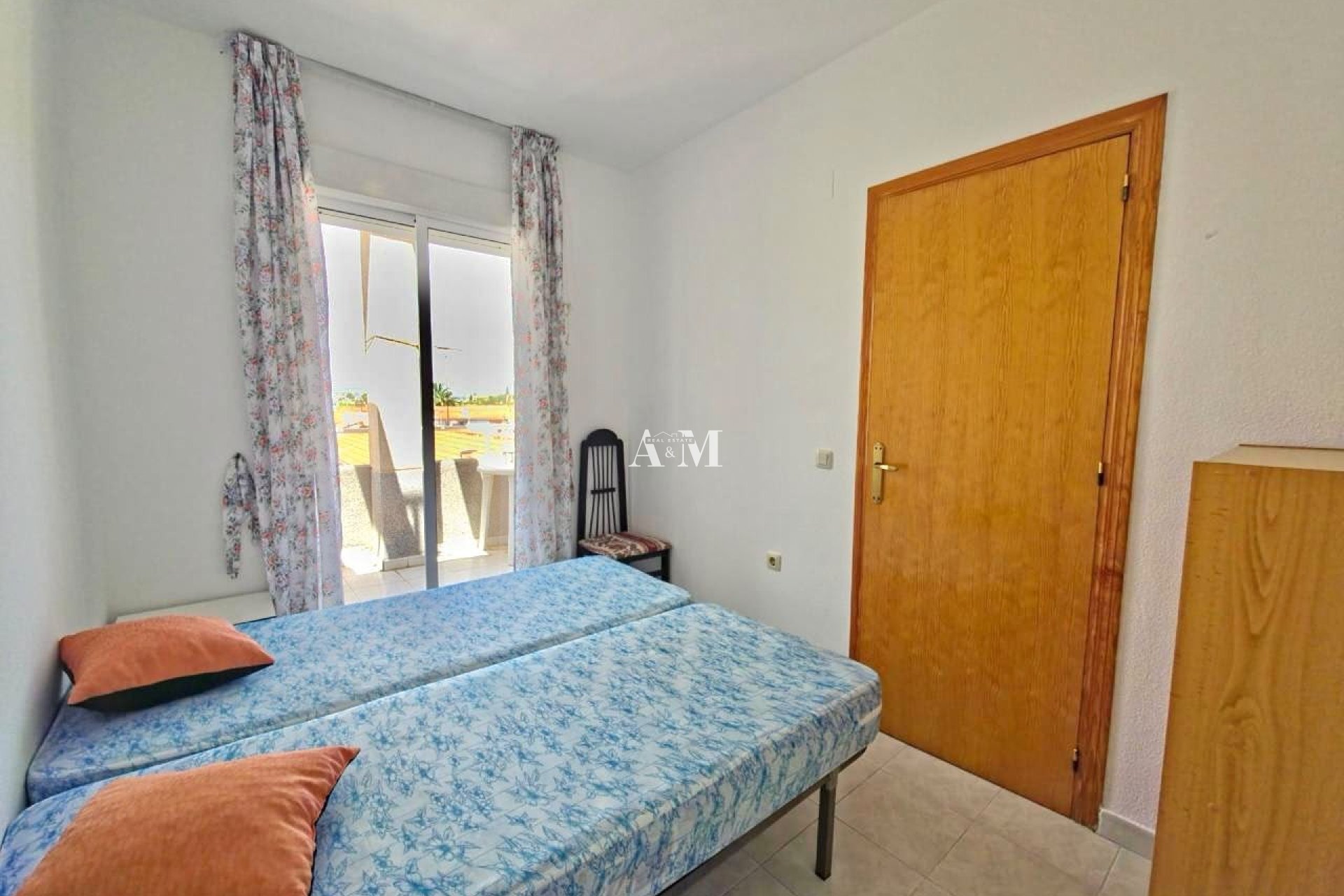Alquiler a largo plazo - Ático - Torrevieja - El Acequión - Los Náufragos