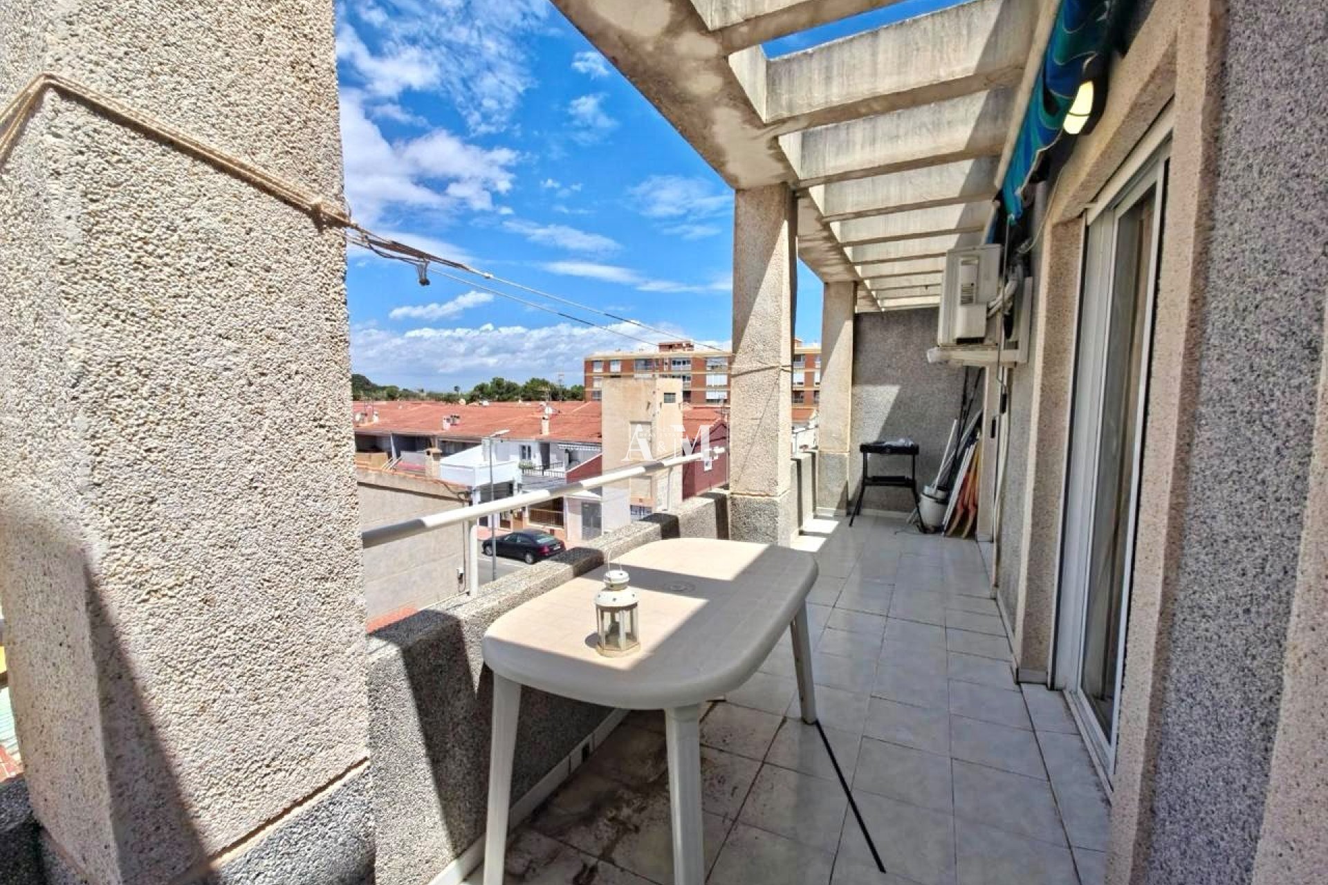 Alquiler a largo plazo - Ático - Torrevieja - El Acequión - Los Náufragos