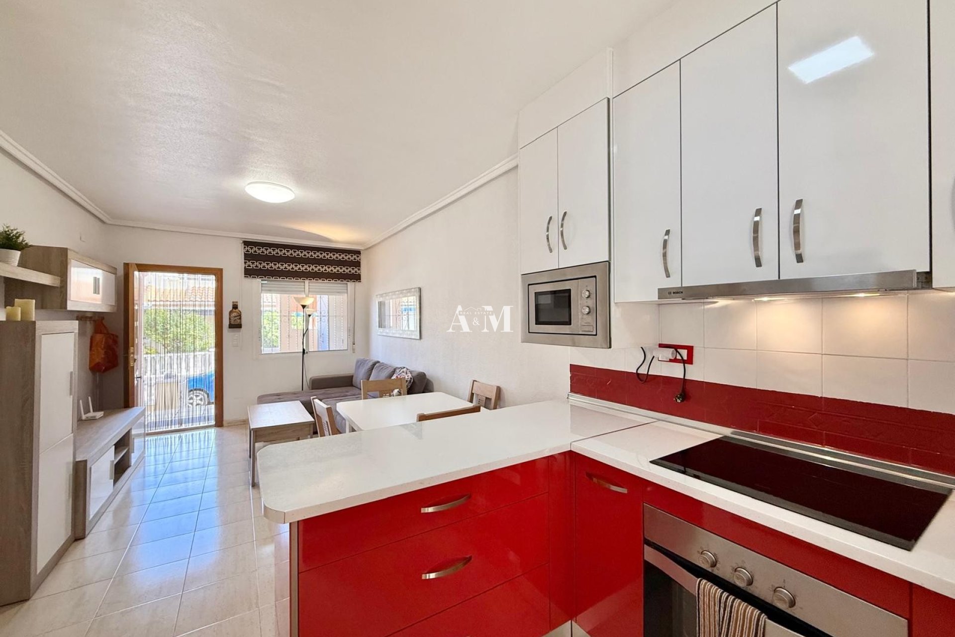 Alquiler a largo plazo - Bungalow - Orihuela Costa - La Florida