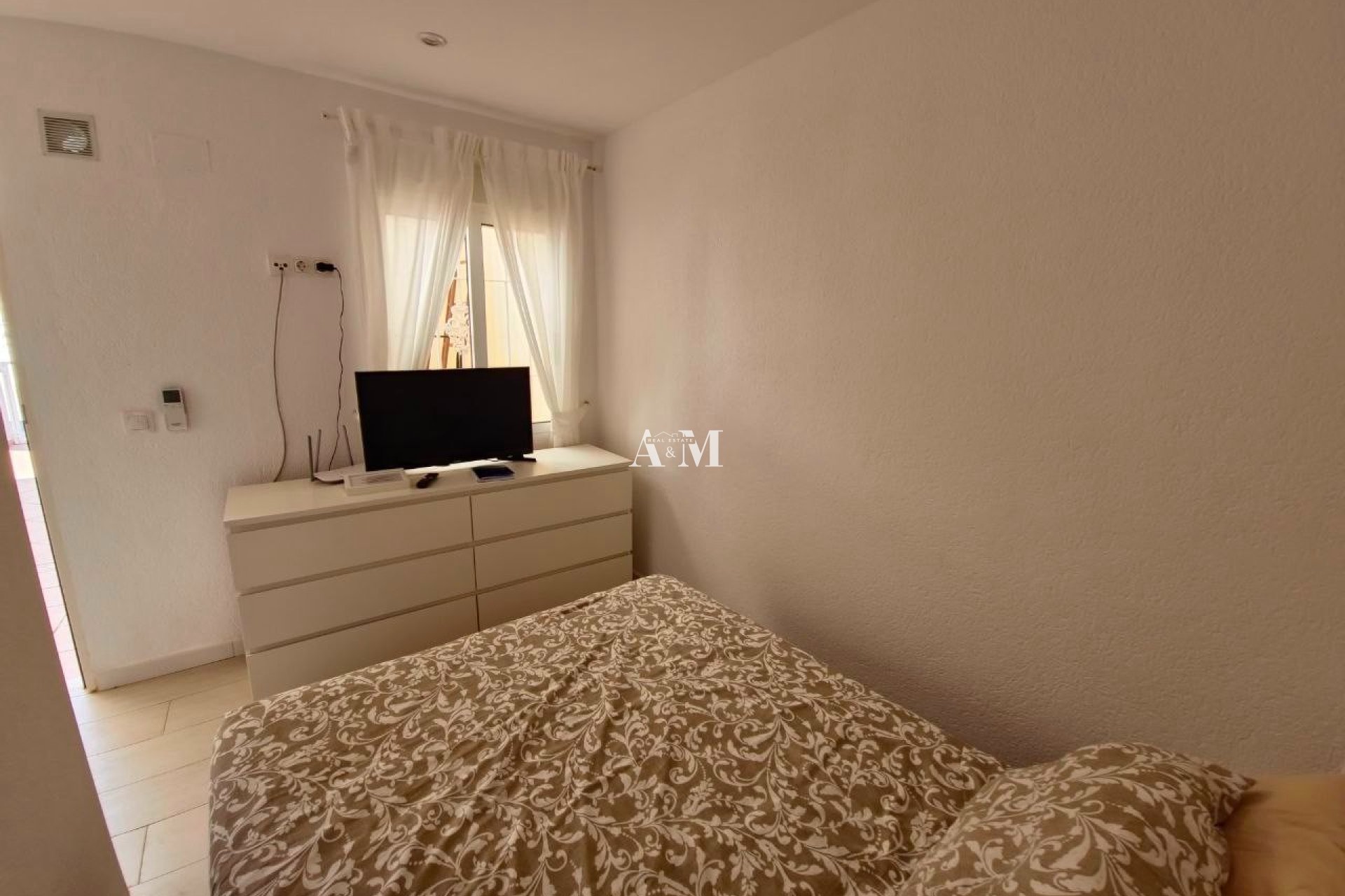 Alquiler a largo plazo - Bungalow - Orihuela Costa - Playa Flamenca
