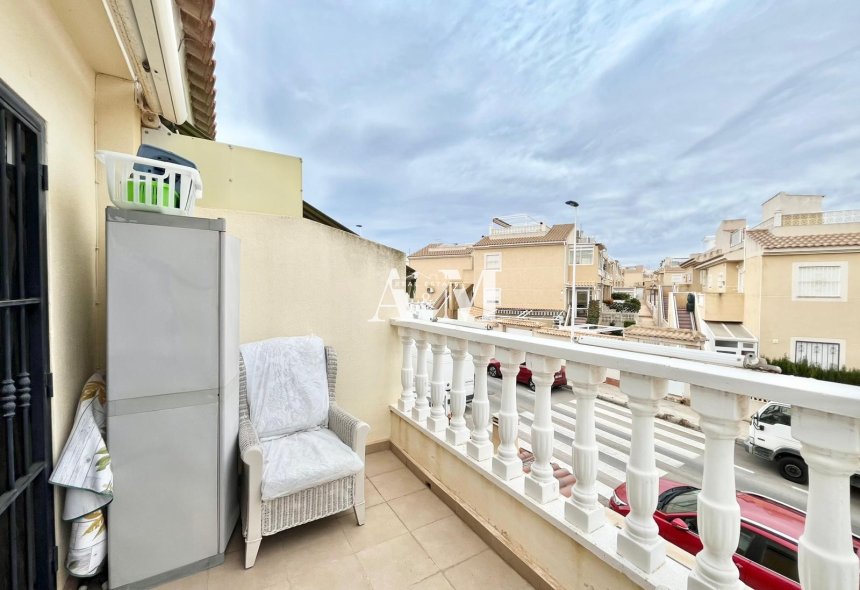 Alquiler a largo plazo - Bungalow - Torrevieja - Nueva Torrevieja - Aguas Nuevas