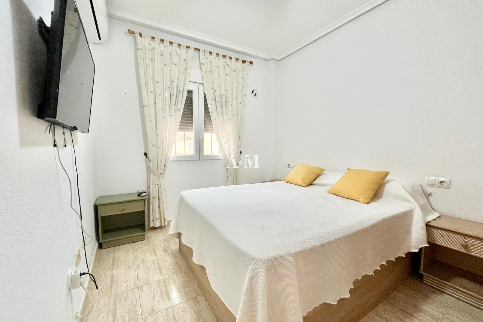 Alquiler a largo plazo - Bungalow - Torrevieja - Nueva Torrevieja - Aguas Nuevas