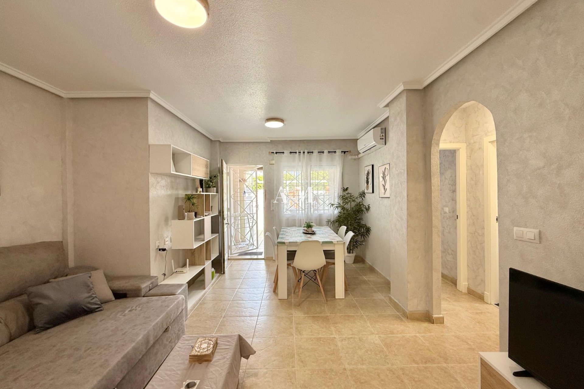 Alquiler a largo plazo - Bungalow - Torrevieja - Nueva Torrevieja - Aguas Nuevas