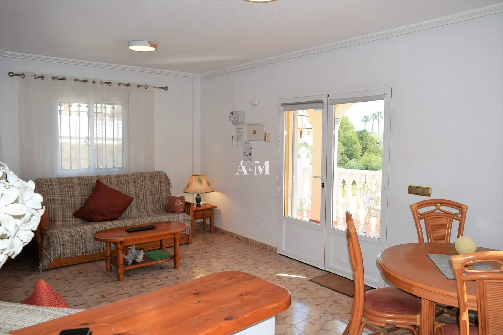 Alquiler a largo plazo - Chalet - Orihuela Costa - Cabo roig - La Zenia
