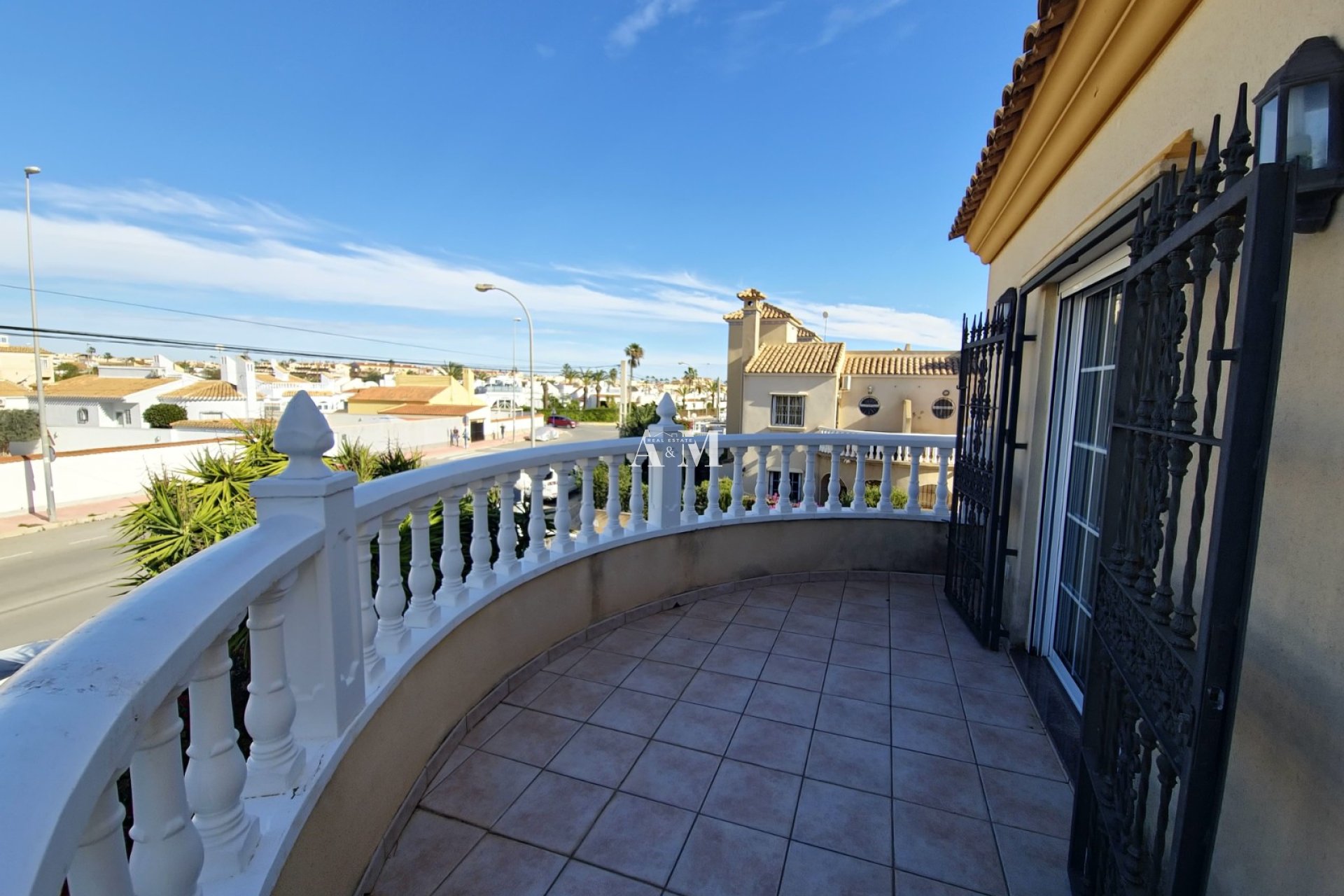 Alquiler a largo plazo - Chalet - Orihuela Costa - Playa Flamenca