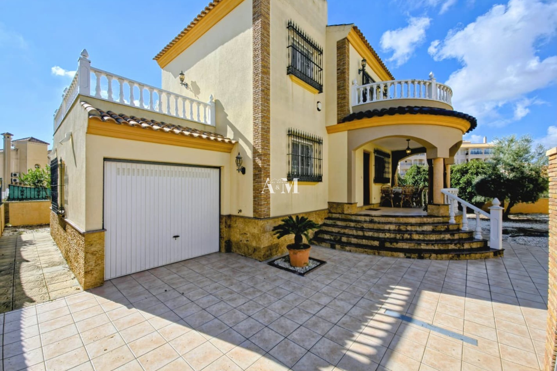 Alquiler a largo plazo - Chalet - Orihuela Costa - Playa Flamenca