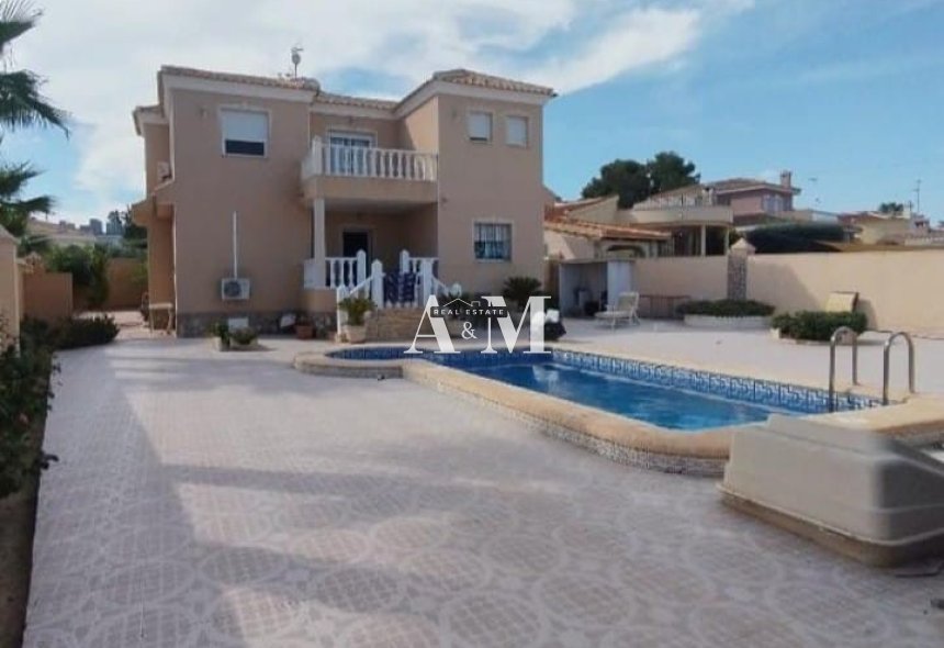 Alquiler a largo plazo - Chalet - Rojales - Ciudad Quesada