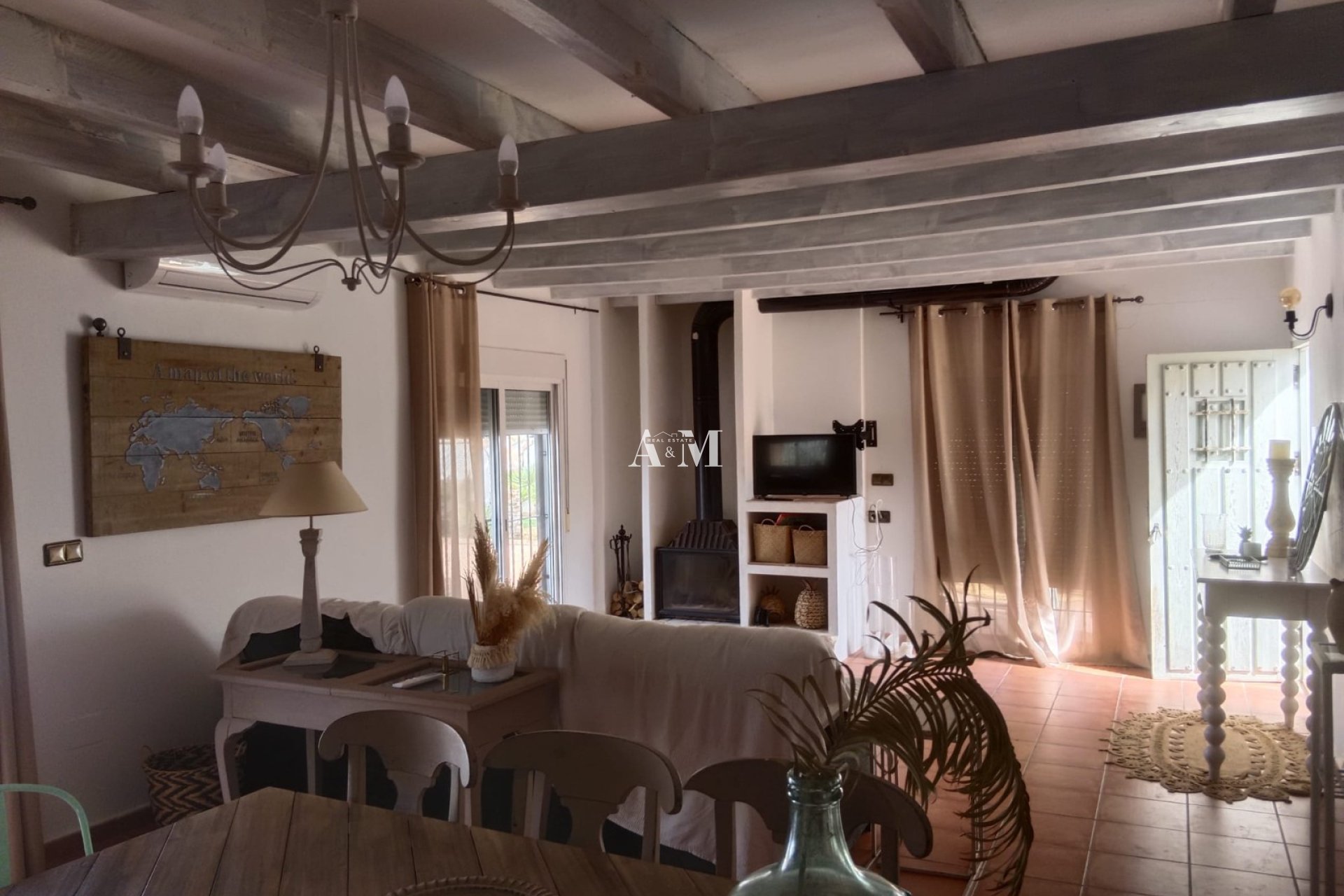 Alquiler a largo plazo - Chalet - San Miguel de Salinas