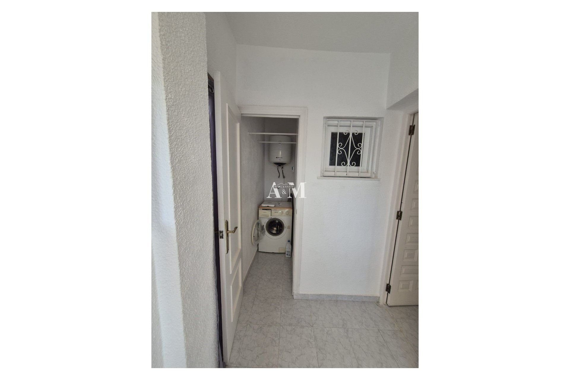 Alquiler a largo plazo - Chalet - San Miguel de Salinas