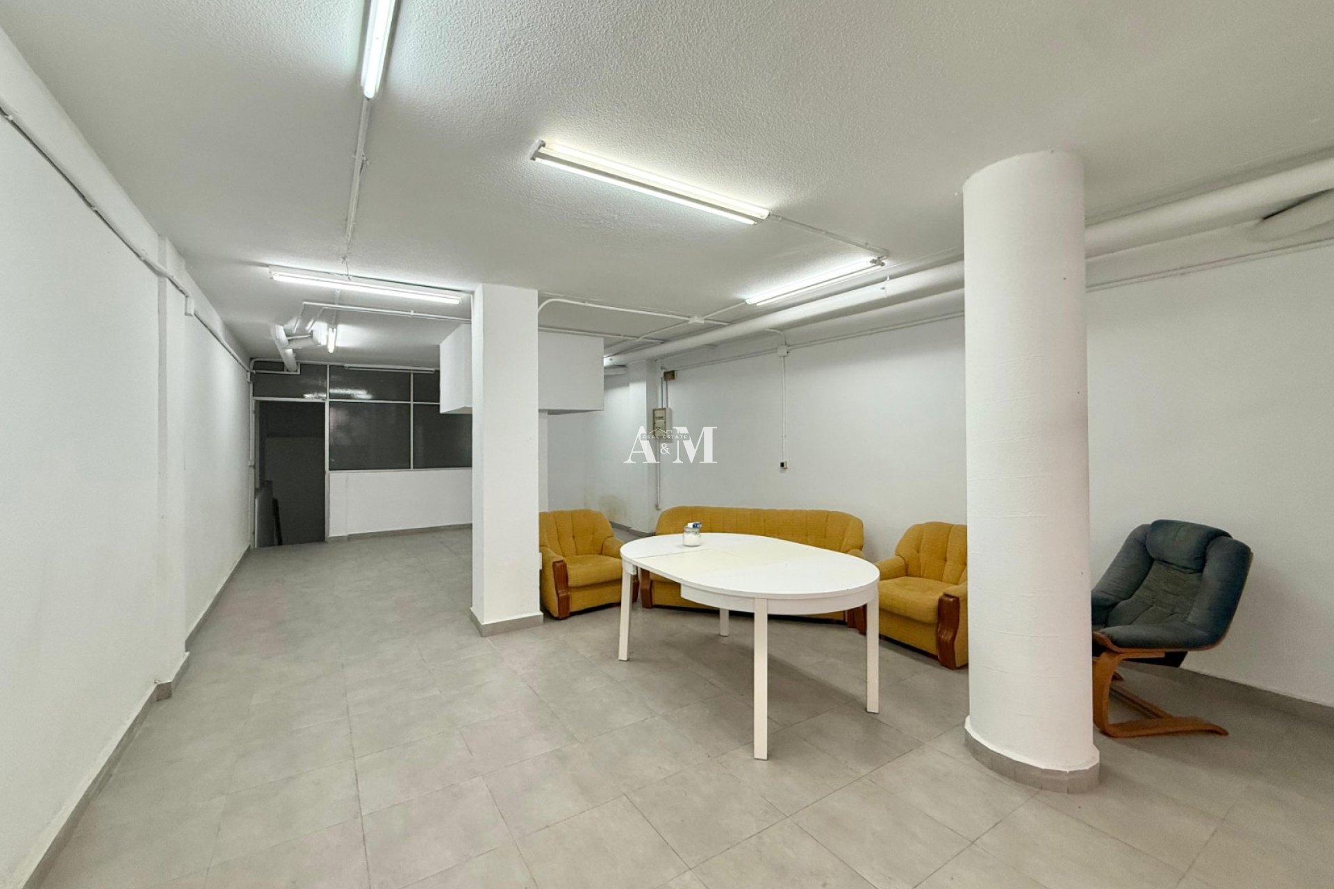 Alquiler a largo plazo - Comercial - Torrevieja - Centro