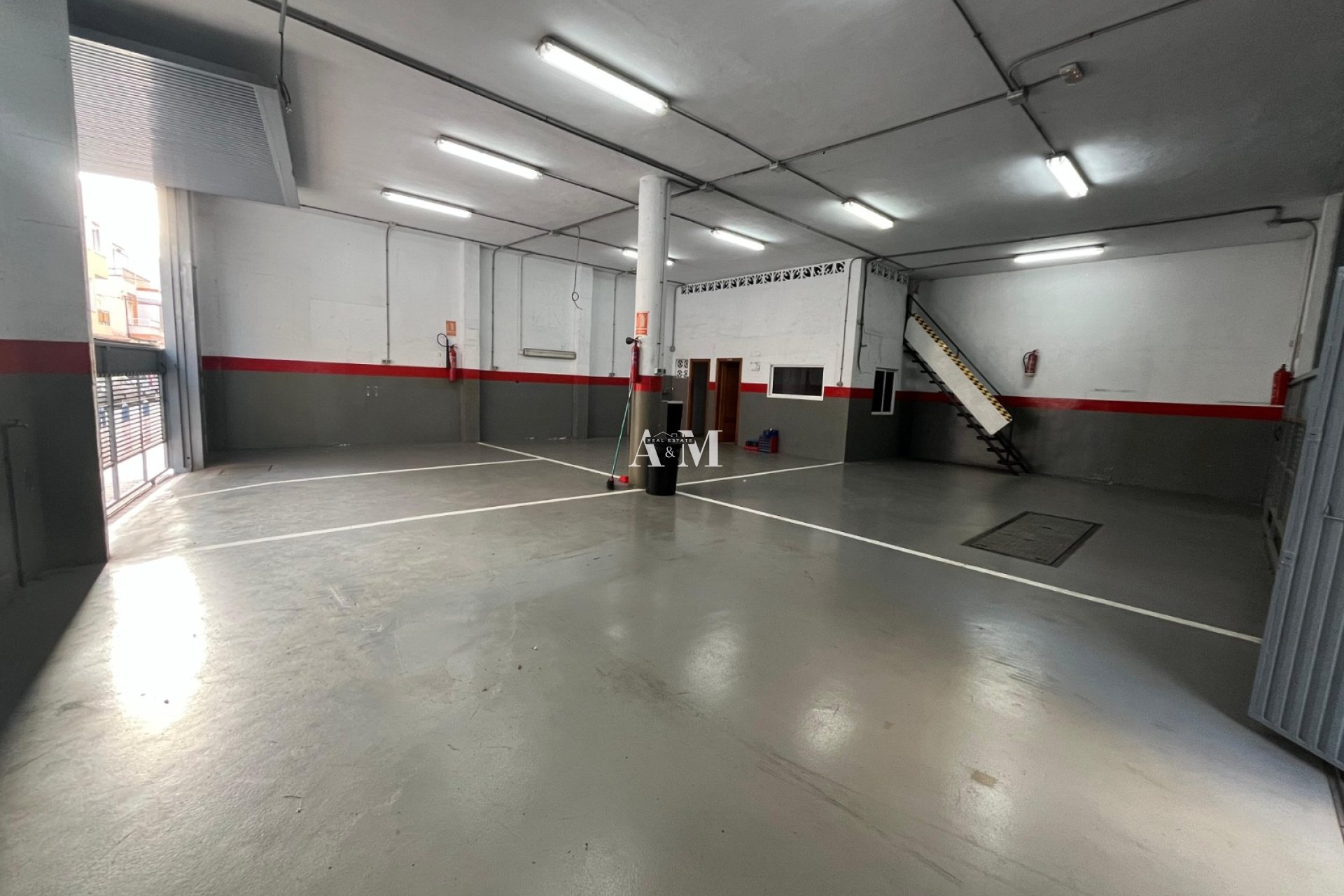 Alquiler a largo plazo - Comercial - Torrevieja - Centro