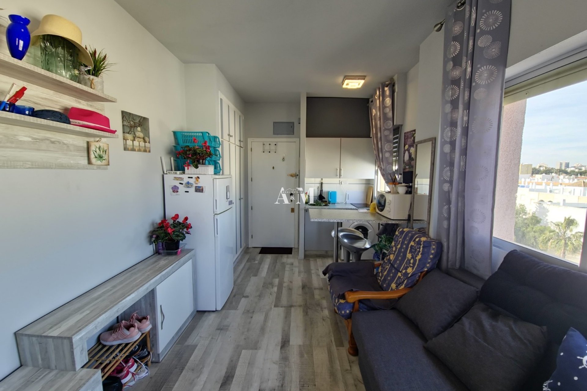 Alquiler a largo plazo - Estudio - Torrevieja - Centro