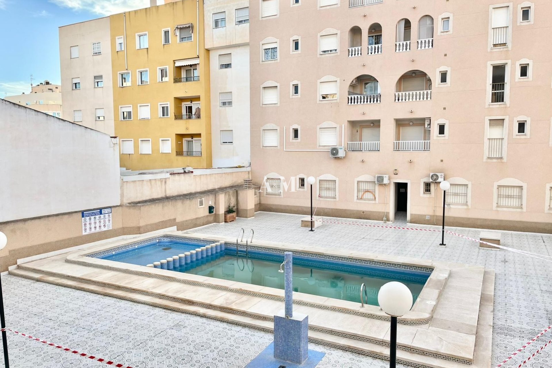 Alquiler a largo plazo - Estudio - Torrevieja - Nueva Torrevieja - Aguas Nuevas