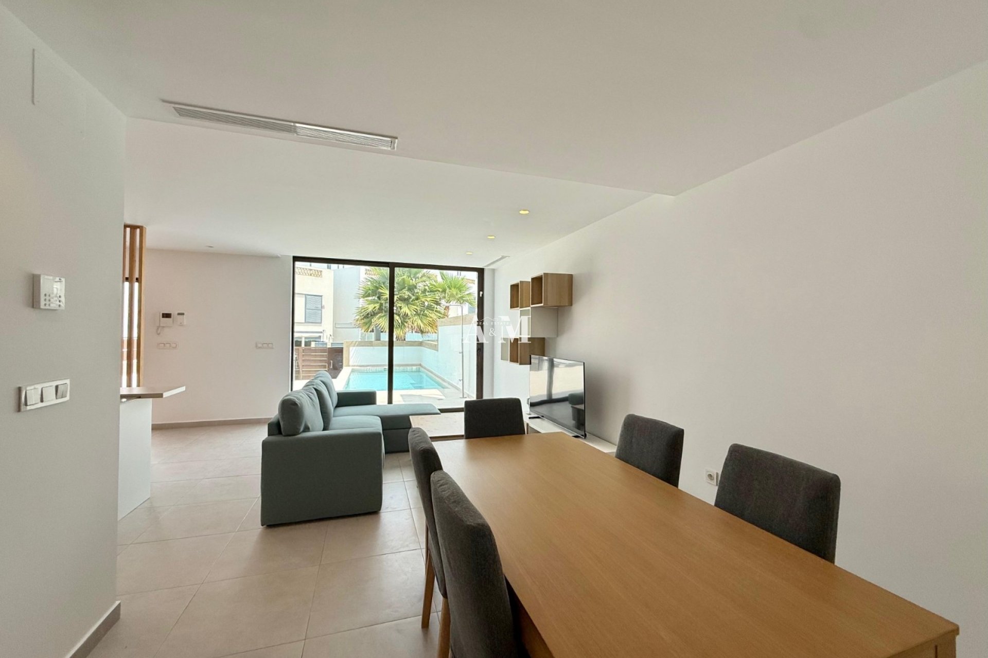 Alquiler a largo plazo - Villa - Benijofar