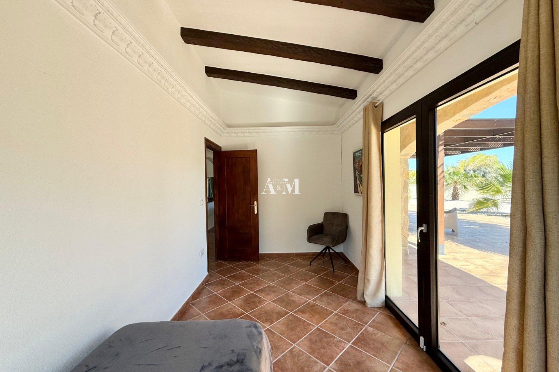 Alquiler a largo plazo - Villa - San Miguel de Salinas