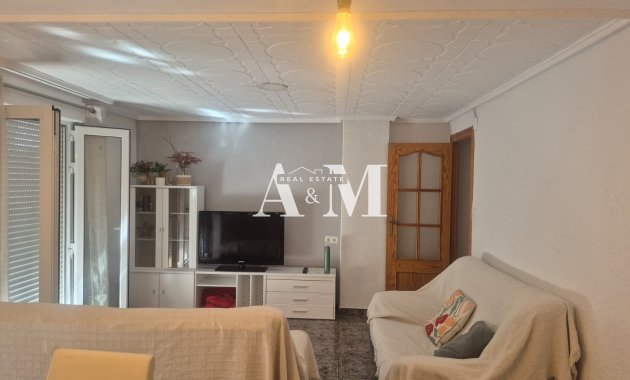 Apartamento / piso - Alquiler a largo plazo - Elche - Elche