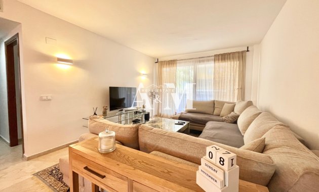 Apartamento / piso - Alquiler a largo plazo - Orihuela Costa - Punta Prima