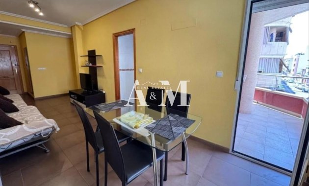 Apartamento / piso - Alquiler a largo plazo - Torrevieja - Centro