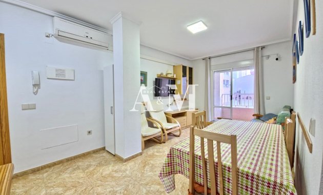 Apartamento / piso - Alquiler a largo plazo - Torrevieja - Centro