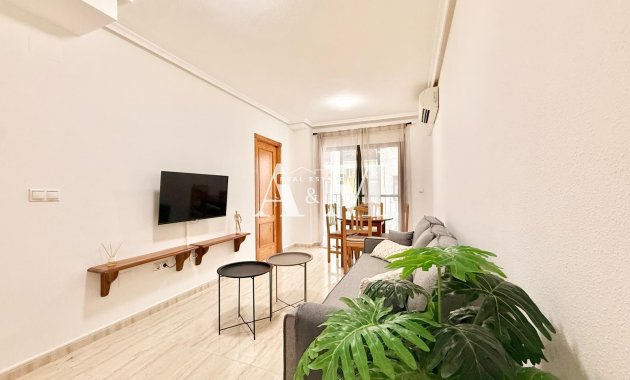 Apartamento / piso - Alquiler a largo plazo - Torrevieja - El Acequión - Los Náufragos