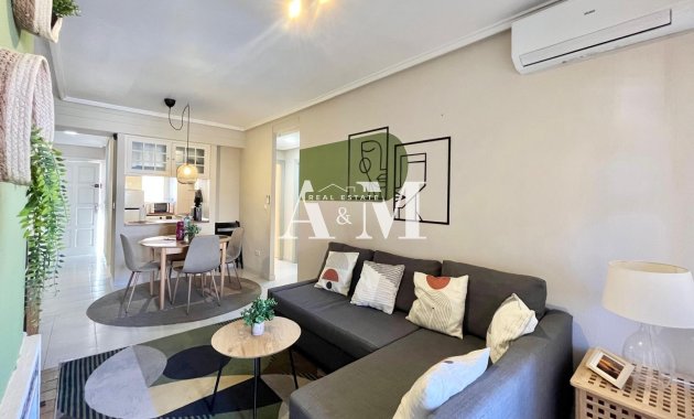 Apartamento / piso - Alquiler a largo plazo - Torrevieja - Playa de los Locos
