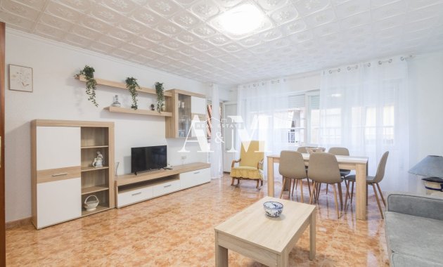 Apartamento / piso - Alquiler a largo plazo - Torrevieja - Playa de los Locos