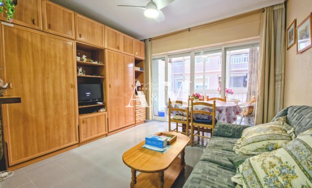 Apartamento / piso - Alquiler a largo plazo - Torrevieja - Playa de los Locos