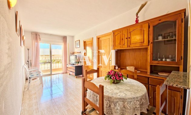 Apartamento / piso - Alquiler a largo plazo - Torrevieja - Playa del Cura