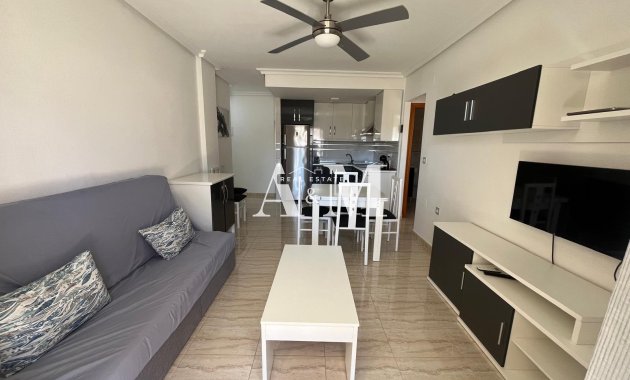 Apartamento / piso - Alquiler a largo plazo - Torrevieja - Torrelamata - La Mata