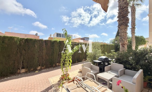 Apartment / flat - Long Term Rental - Torrevieja - La Siesta - El Salado -  Torreta