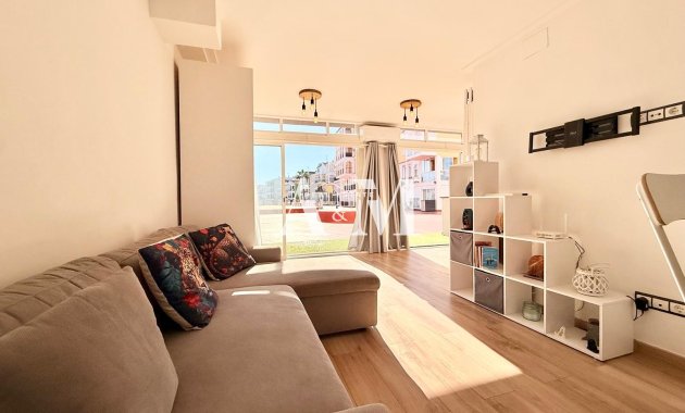 Apartment / flat - Long Term Rental - Torrevieja - La Veleta
