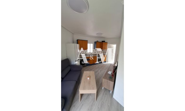 Appartement - Location à long terme - San Miguel de Salinas - Cdad. de las Comunicaciones