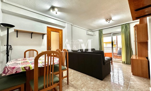 Appartement - Location à long terme - Torrevieja - Playa de los Locos