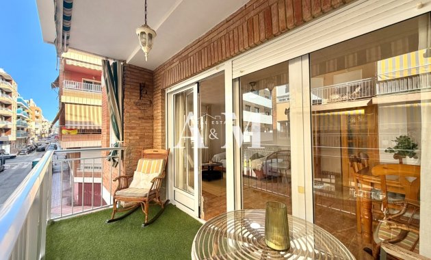 Appartement - Location à long terme - Torrevieja - Playa del Cura