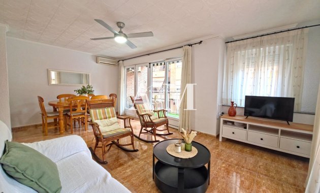 Appartement - Location à long terme - Torrevieja - Playa del Cura