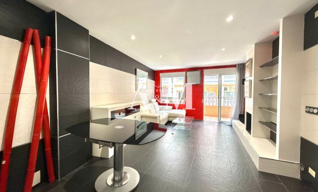 Appartement - Location à long terme - Torrevieja - Playa del Cura