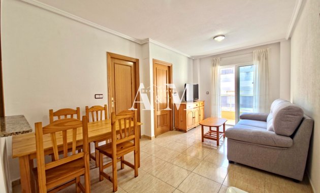 Appartement - Location à long terme - Torrevieja - Playa del Cura