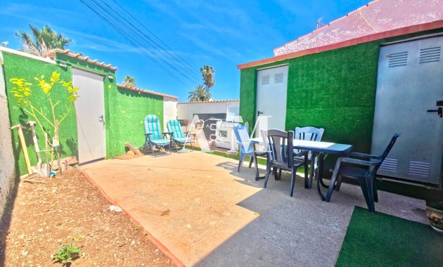 Bungalow - Alquiler a largo plazo - Torrevieja - La Siesta - El Salado -  Torreta