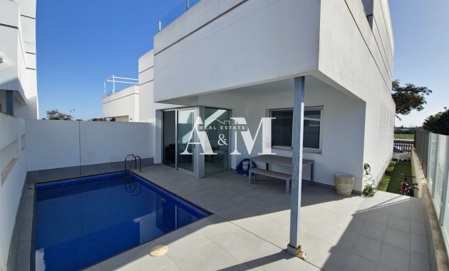 Chalet - Alquiler a largo plazo - Dolores - Dolores