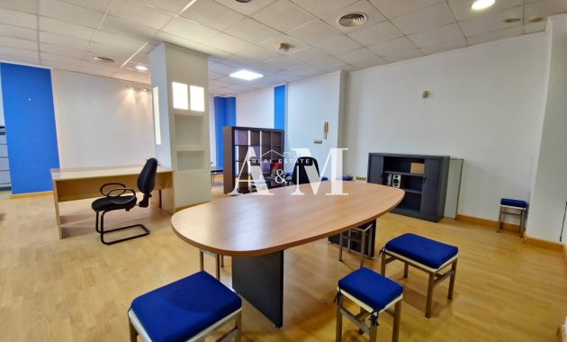Commercial - Long Term Rental - Torrevieja - Centro