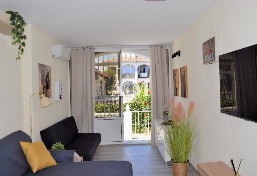 Долгосрочная аренда - Бунгало - Torrevieja - Los Balcones - Lago Jardin