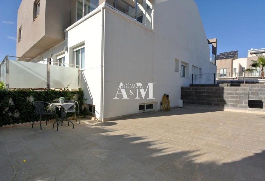 Долгосрочная аренда - Изучение - Torrevieja - Nueva Torrevieja - Aguas Nuevas