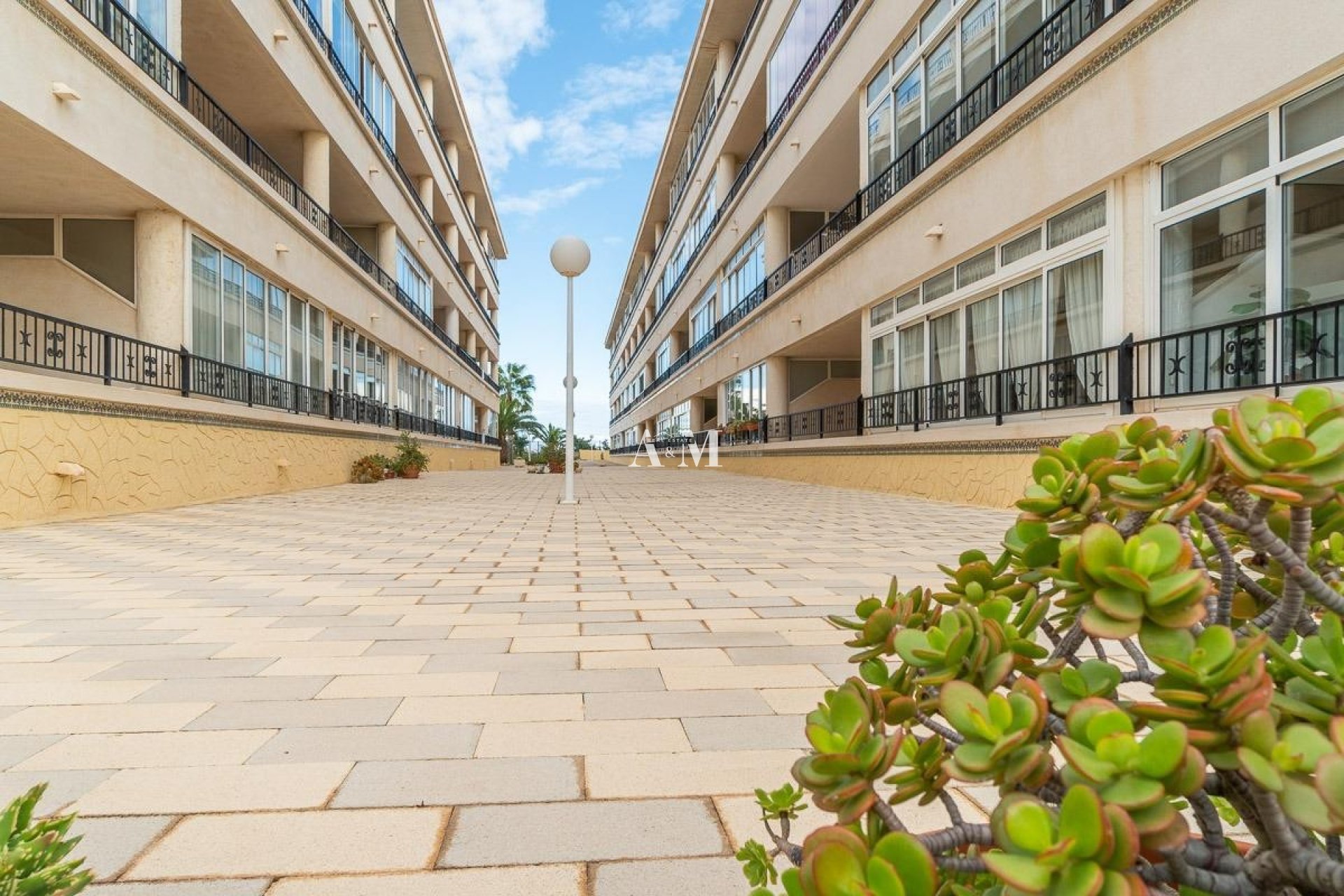 Долгосрочная аренда - Квартира / квартира - Orihuela Costa - Playa Flamenca