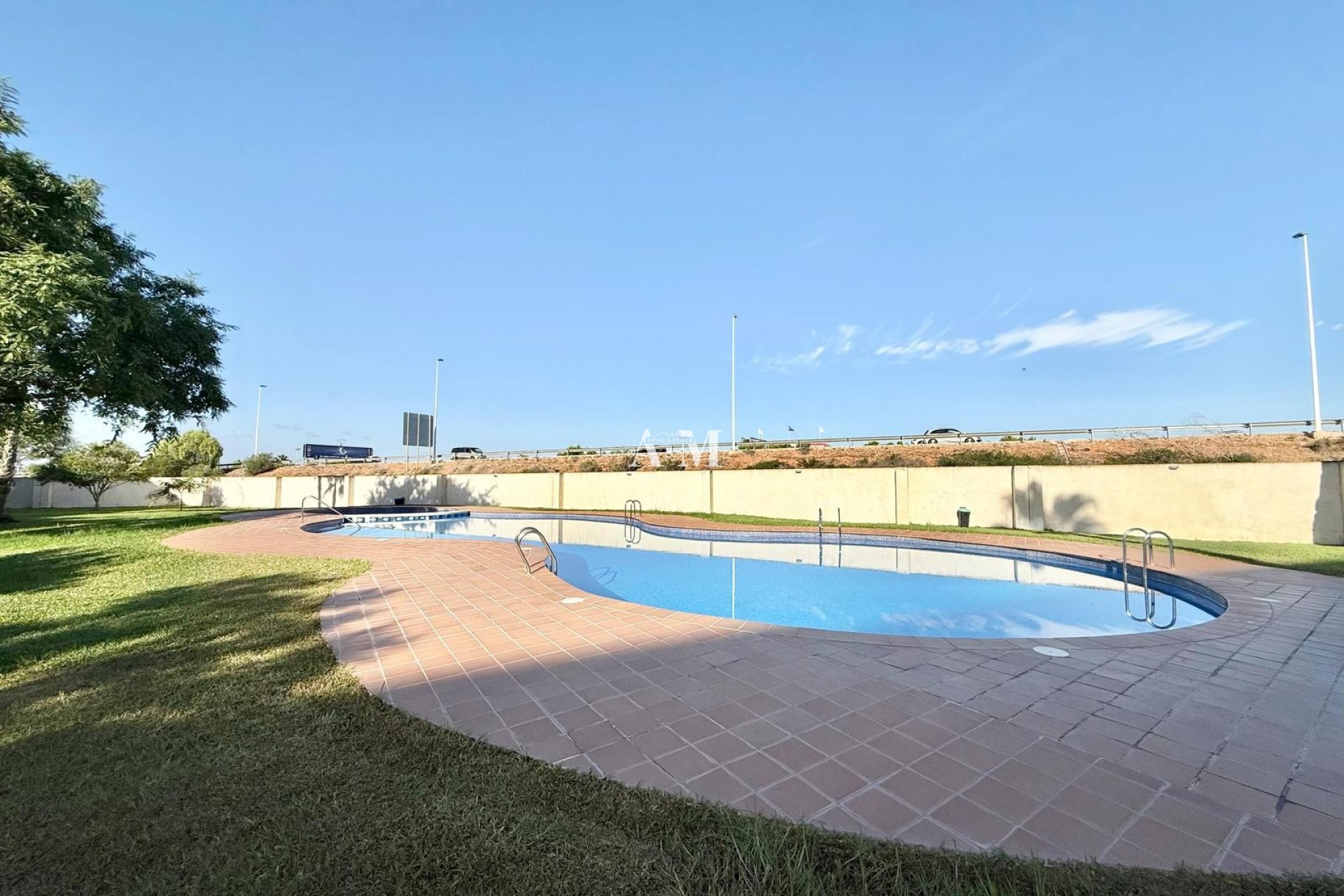 Долгосрочная аренда - Квартира / квартира - Torrevieja - Centro