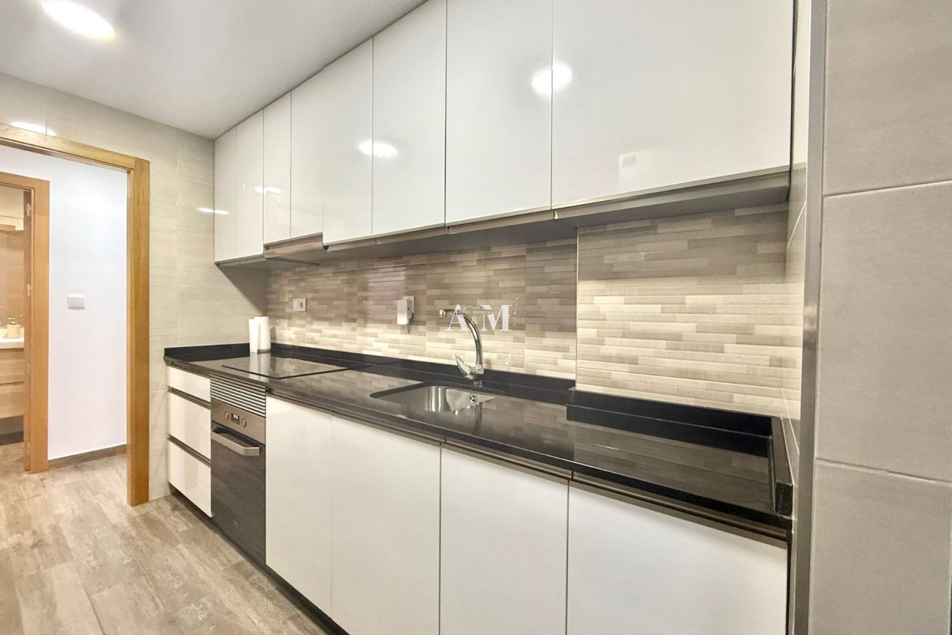 Долгосрочная аренда - Квартира / квартира - Torrevieja - Centro